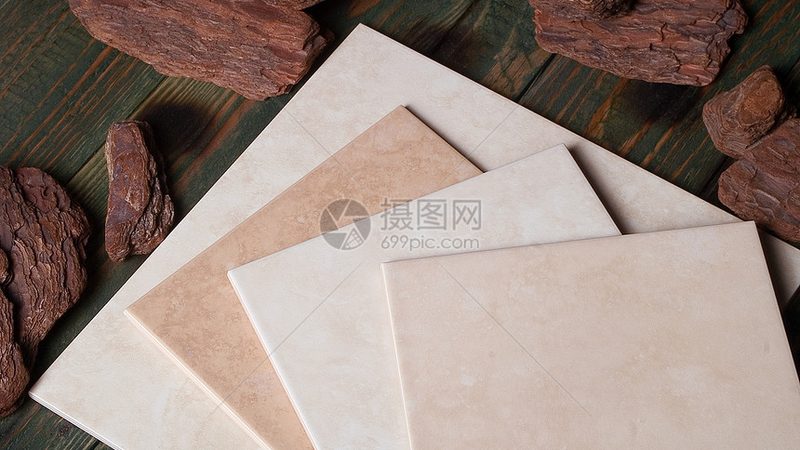 墙砖空鼓打孔注浆安全吗